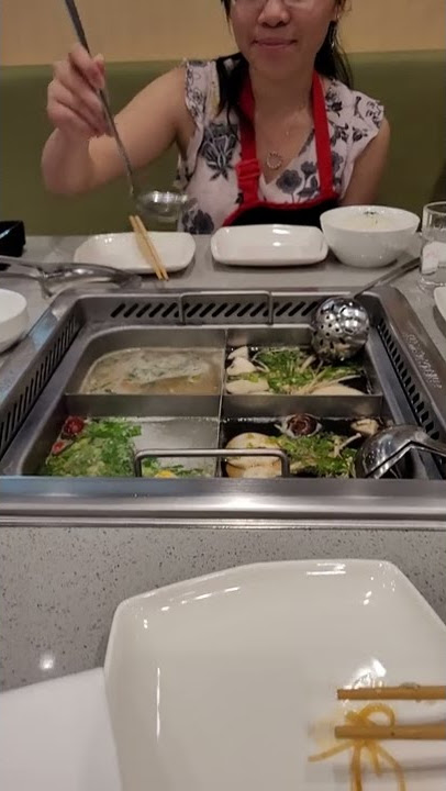 It's so GOOD! Amazing La Jolla Haidilao feast during their grand opening!
