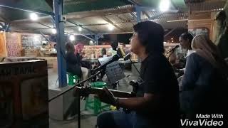 Nasi goreng montok jambi live akustik