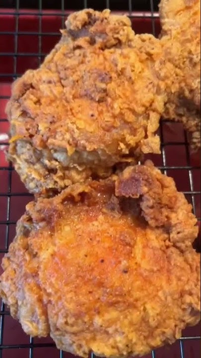 SUNDAY DINNER MASHED POTATOES GREEN BEANS AND FRIED CHICKEN viral sunday-dinner-mashed-potatoes-green-beans-and-fried-chicken-viral