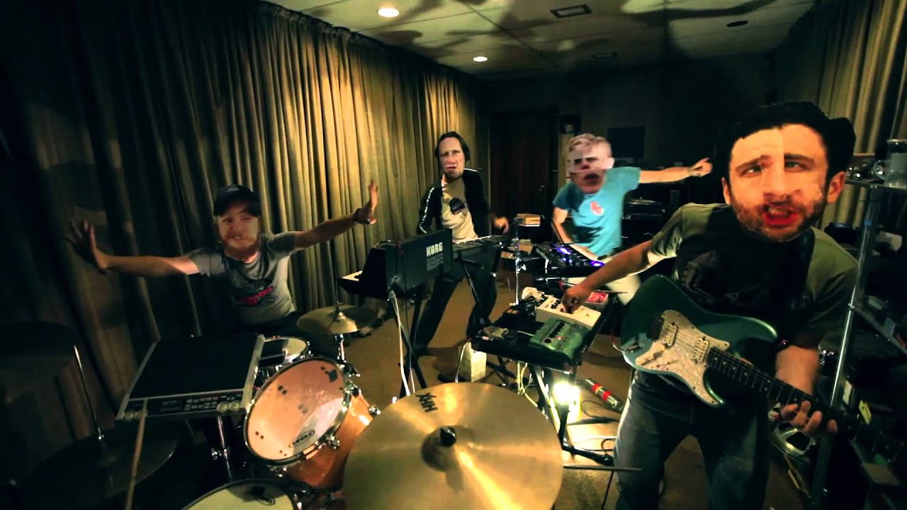 Watch Vessels - Blue Clouds (Modeselektor cover) on YouTube Watch Vessels - Blue Clouds (Modeselektor cover) on YouTube