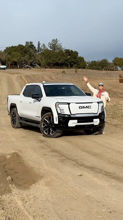 Meet the 2025 ​⁠@gmc Sierra EV Denali! #gmc #rivian #tesla #sierra #sierraev #cars #gmcsierra