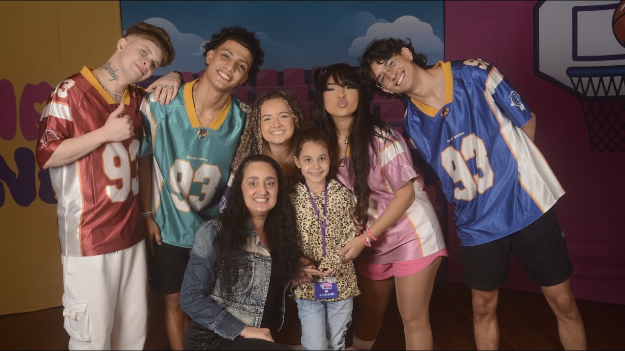 MELHORES MOMENTOS DO SHOW KYSHA E MINE - lance de escola 👏🏻🥳