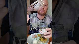 картинка: Картошка и курица с соусом блек пеппер. Как сходили за грибами. #мукбанг #еда 