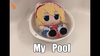 Alice Fumo bath time!
