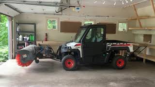 Bobcat 3650 intro 5, power broom attachment