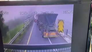Dashcam Footage Of The Three Truck Crash On Van Reenen