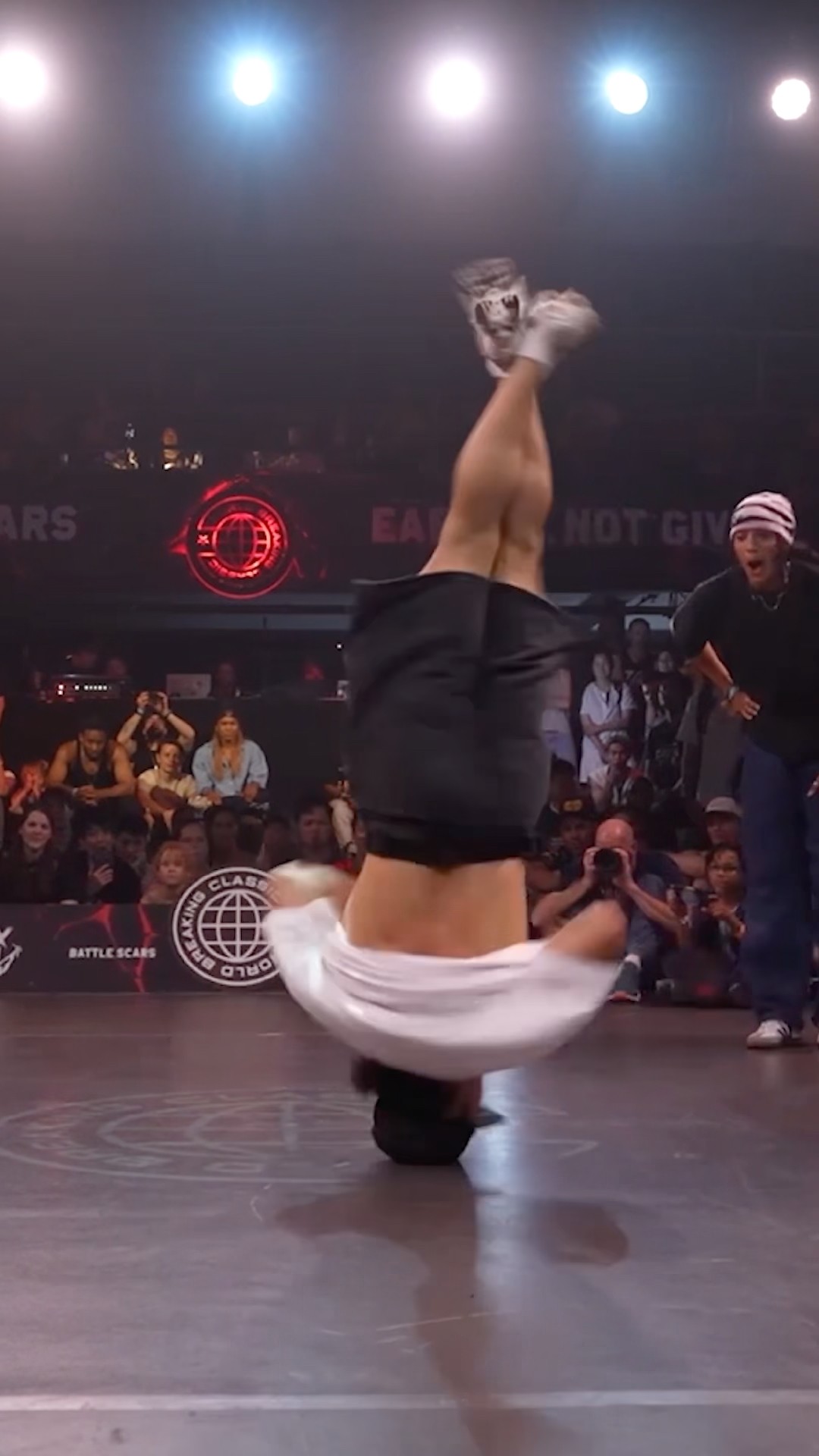 still processing this combo 🌀😳 B-Boy Hiro10 - YouTube