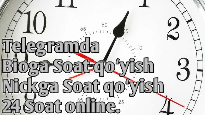 Ekranni yalayotgan qiz bilan kompyuter ekran pardasi Semiz ruslarni mushtlash