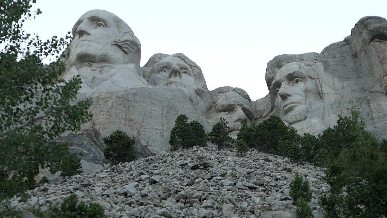 Mount Rushmore - Road Tripping with the Youngs