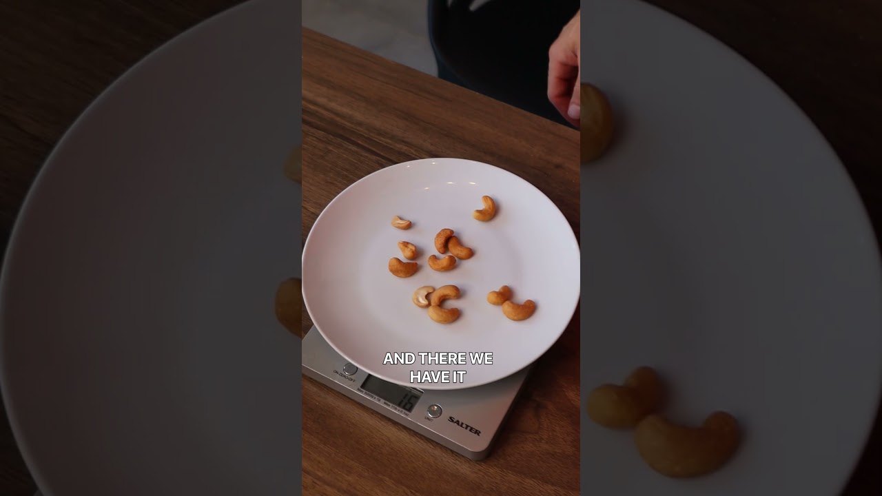 100 calories of cashew nuts 😬 