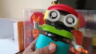 Unboxing a new Tacobot Wealth