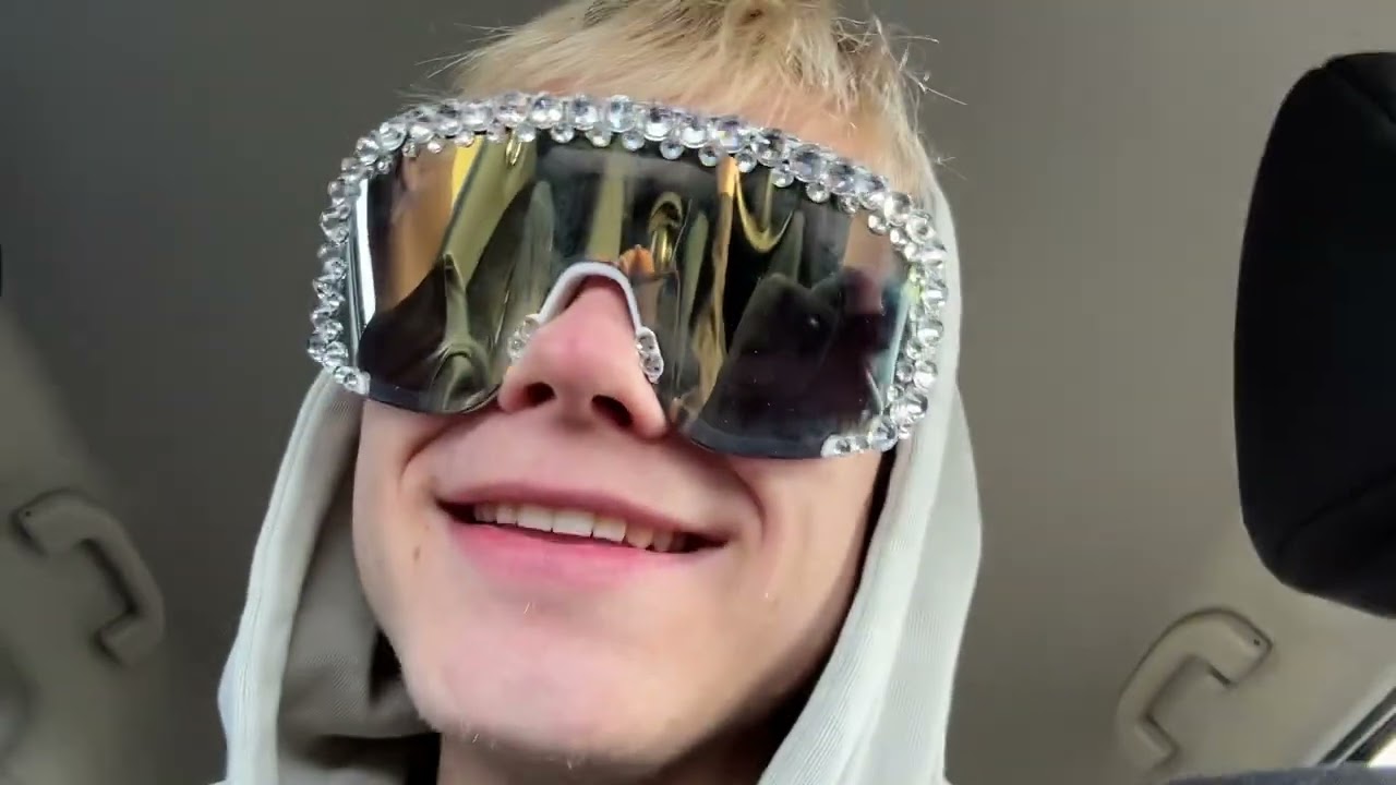 WE ARE SO BACK! (Yapp in car)🤯