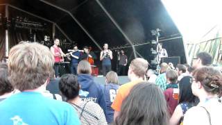 The Hidden Cameras - A Miracle (acoustic set @ Indietracks 2011)