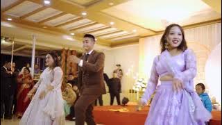 Neera jahile risaune. /Nepali Song/wedding song/wedding performance/Aaron Maharjan, Nikey and Newgi