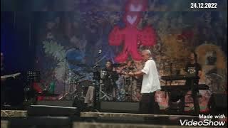 Download lagu Iwan Fals Awang-awang