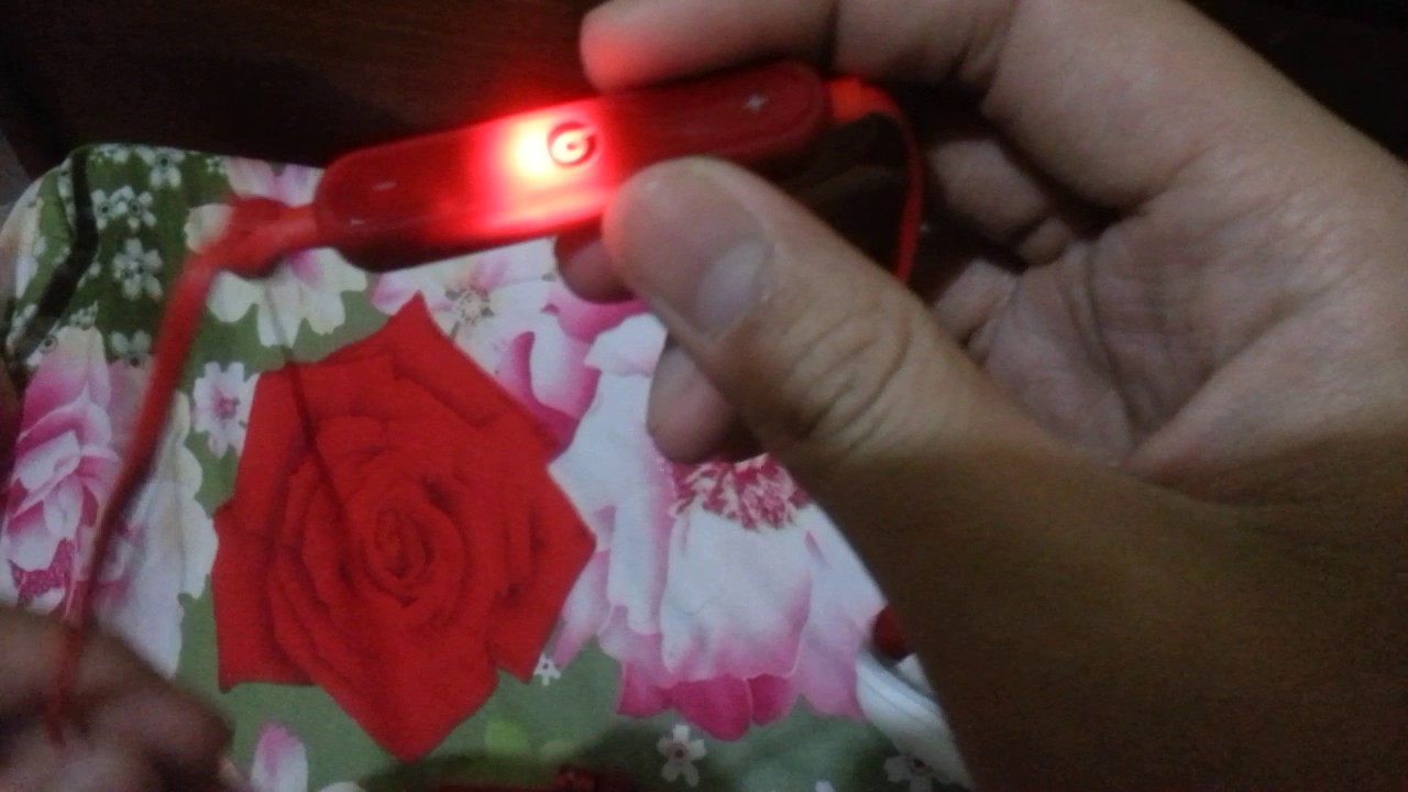 Fake Urbeats wireless headphone Unboxing