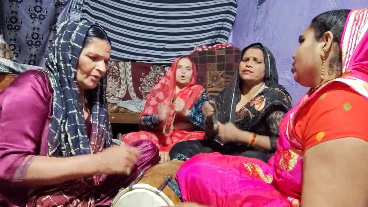 🥰#तुलसी के पत्ता कहां से लाऊं री👏# सत्संग भजन 🌹#वायरल भजन  ❤️# कन्हैया जी की तुलसा को#💯 सब्सक्राइब 🙏