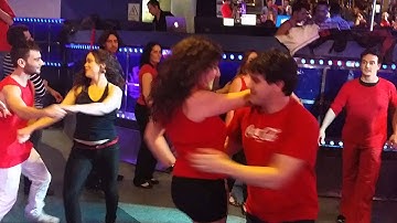 RUEDA CUMPLEAÑOS SONIA y JORDI en ZICH - Puerto Olimpico Barcelona. ZOUKLAMBADA Barcelona PARTY