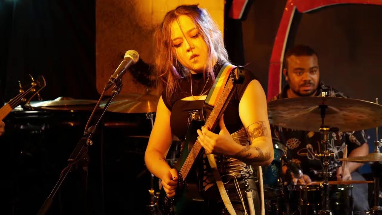 Erin Coburn Band :: Live at Rosa's Lounge ::