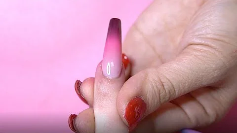 Quick Tutorial: #Ombre1NotNhac with Tammy Le