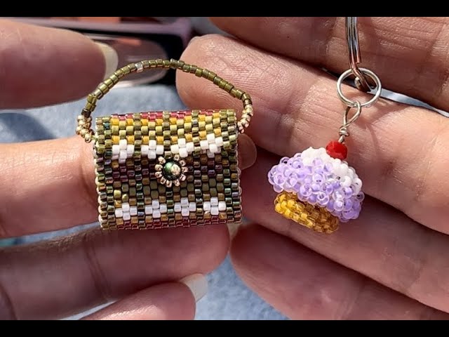 Tiny Beaded Strawberry Tutorial 