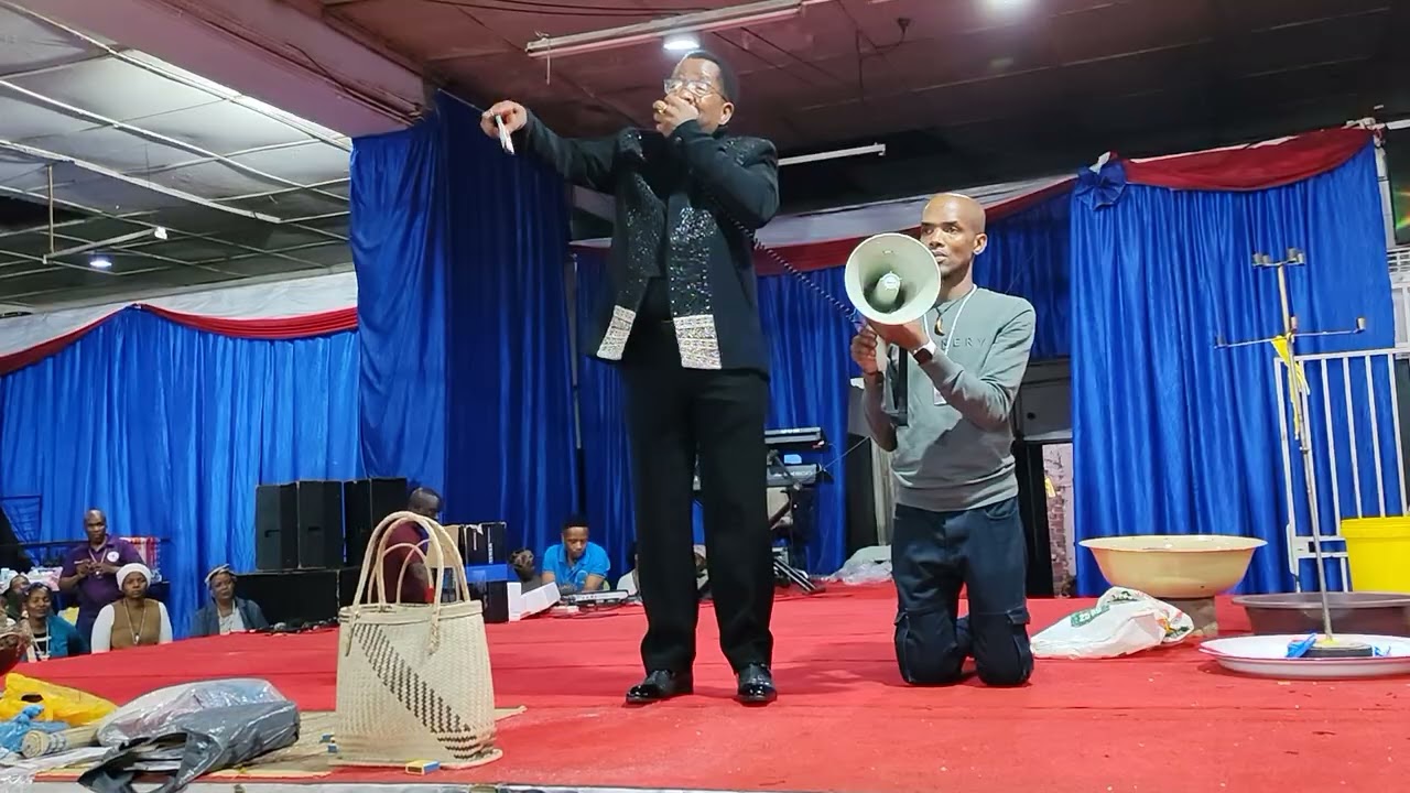 Doctor X unguMprofethi onozwelo nobubele, Zizwele epha umuntu obeze kuye imali 