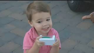 Story2Share: Ms. Nesha the Garbage Truck Driver screenshot 3