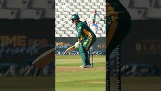 Kamran Akmal Rolls Back the Years! 🔥 Stunning Batting in WCL 2025 | Pakistan Champions