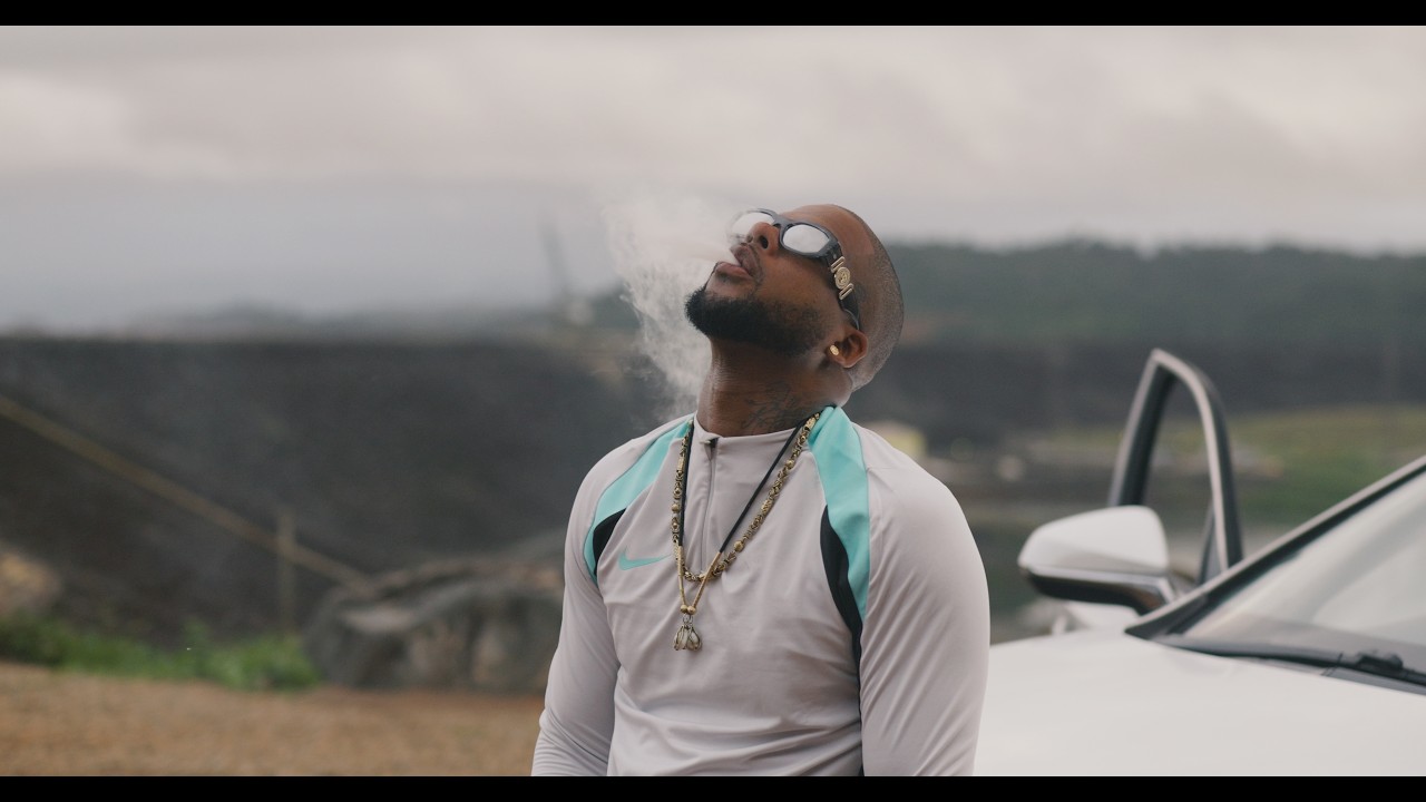 Guarda HYDRO - HIGHLANDER (official video) su YouTube Guarda HYDRO - HIGHLANDER (official video) su YouTube