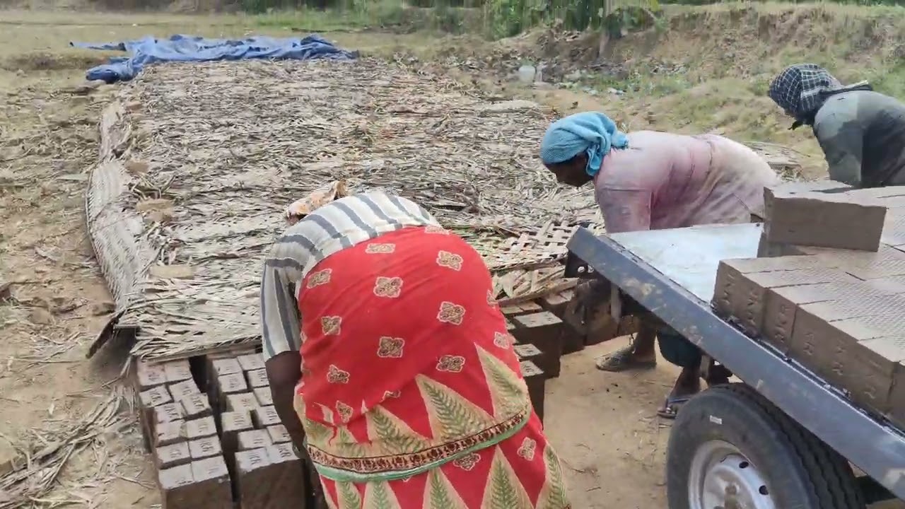 அருமையான  நவீன செங்கல் தயாரிப்பு முறை....wire cut brick making process..