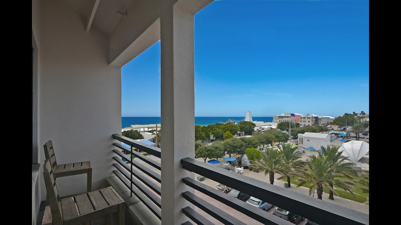 1 BR rental condo in Seaside, FL Cork the Whine Cottage Rental