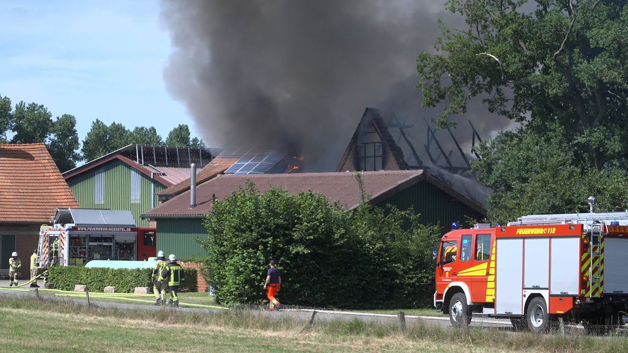 [BAUERNHOFBRAND] 200 Schweine verenden bei Bauernhofbrand in Hörstel - 100 Einsatzkräfte 04.07.2025