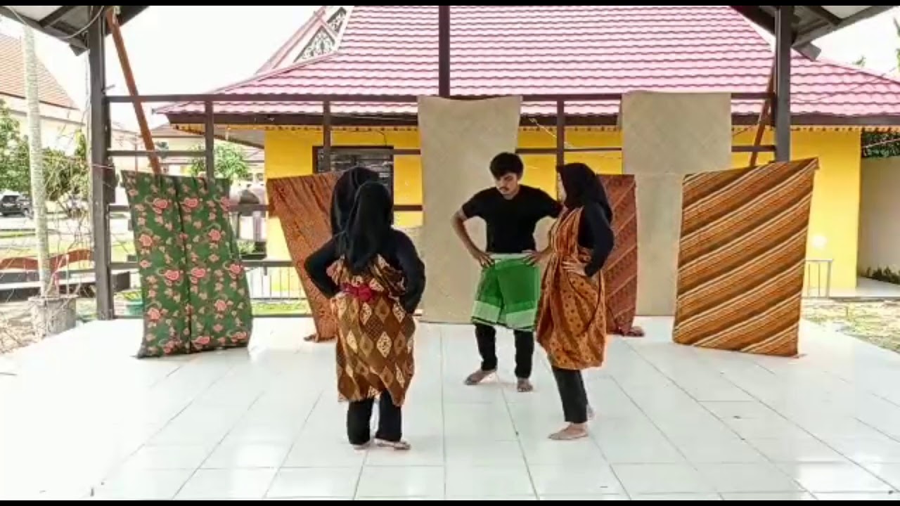 Tari Permainan Ampar-Ampar Pisang || Kelompok 6 R001