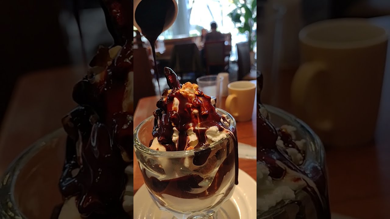 ロイヤルホスト デザート ホットファッジサンデー Shorts Youtube ロイヤルホスト デザート ホットファッジサンデー Shorts Youtube