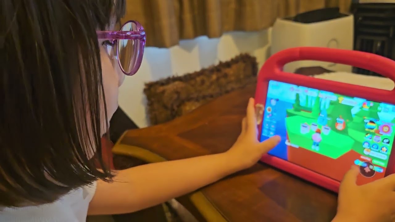 hack to fly in Roblox punching bag game