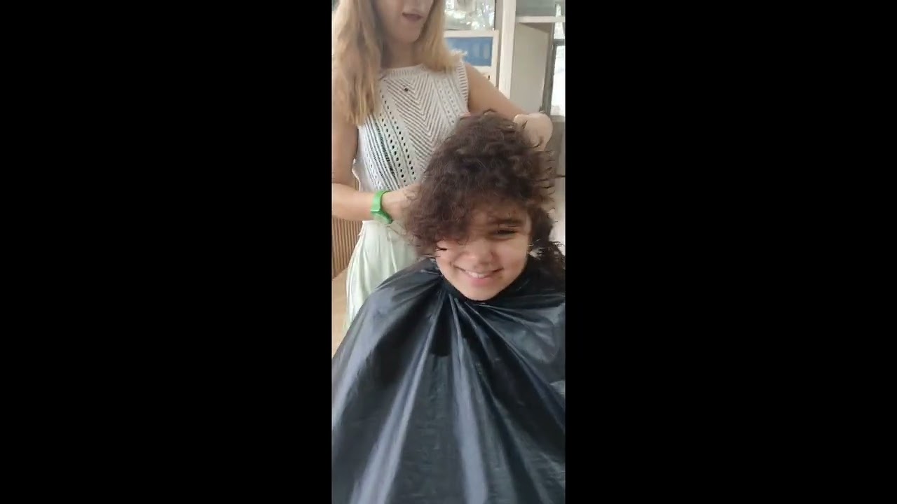 یکی از پر ریسک و پر استرس  ترین کار هارو کردم یعنی موهامو کوتاه کردم😱بهم میاد😊