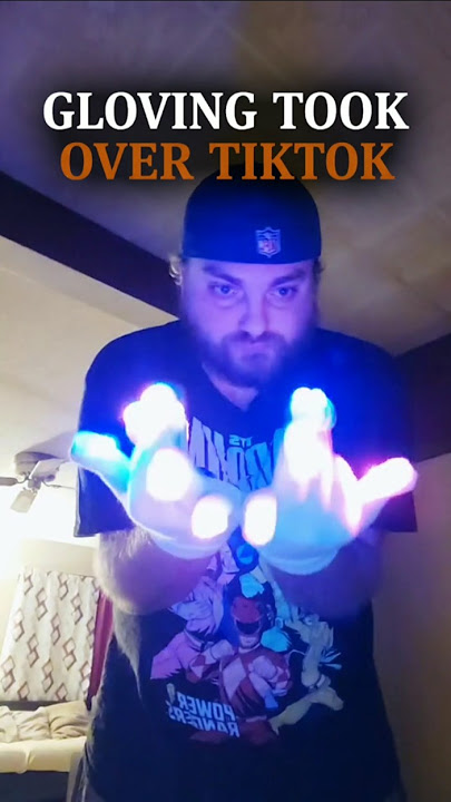 Download lagu Gloving Just Went Viral In The Weirdest Way 😭