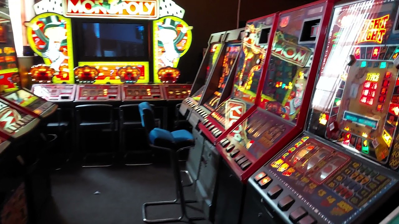 The Bus Cafe Retro Arcade King's Lynn Norfolk 2020 (lights off)