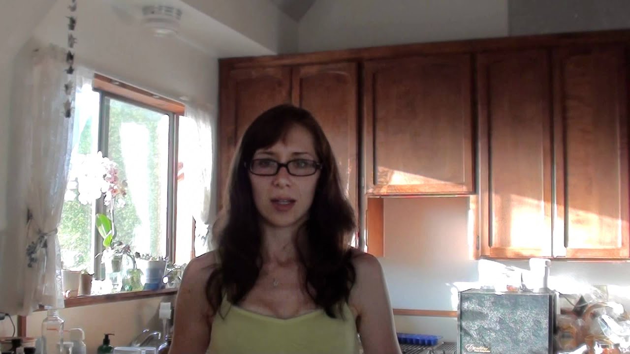 How to Make Your Own Kitchen Cleaner out of Vinegar YouTube