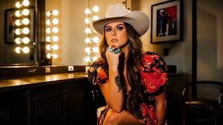 Lainey Wilson - Neon Aint Your Name