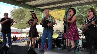 Miniatura del video "Festivals Acadiens 2018: Jesse Lege & Bayou Brew - "Johnny Can't Dance""