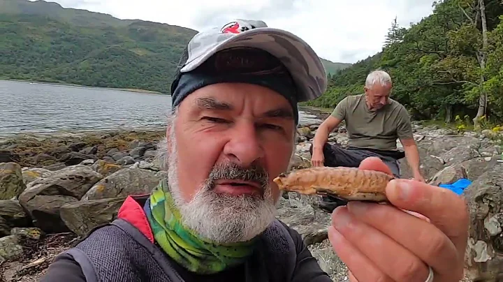 Pick , catch and cook . Outdoor sea kayaking feast .