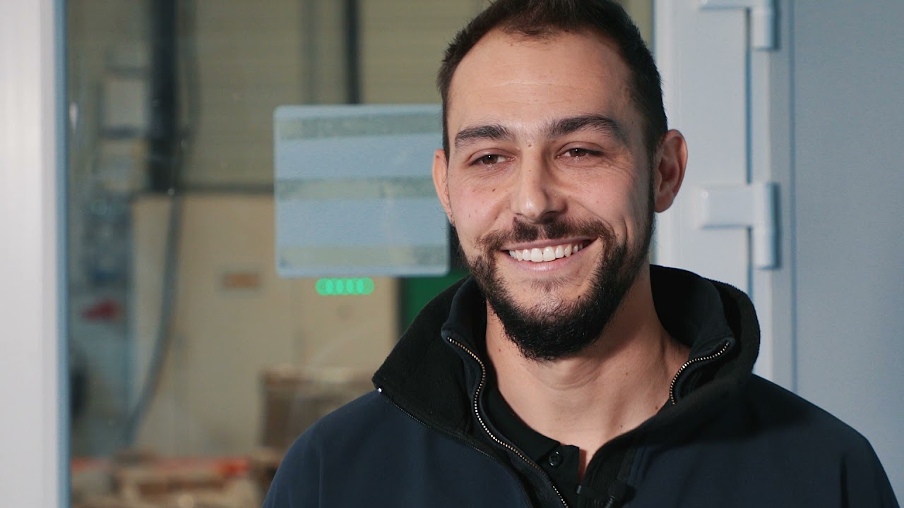 Loïc, Resp ligne peinture & Anthony, Accrocheur-décrocheur chez Terres Touloises Technologies - Toul