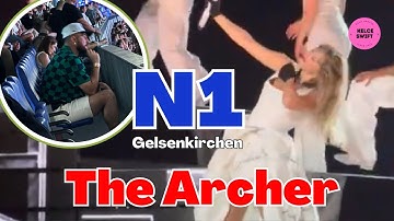 So Sweet! Taylor Swift was ALL SMILE while doing the ARCHER POSE in-front of Travis Kelce on Night 1