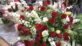 Mother's Day spending expected to hit record $35.7B as flowers remain high on gift list