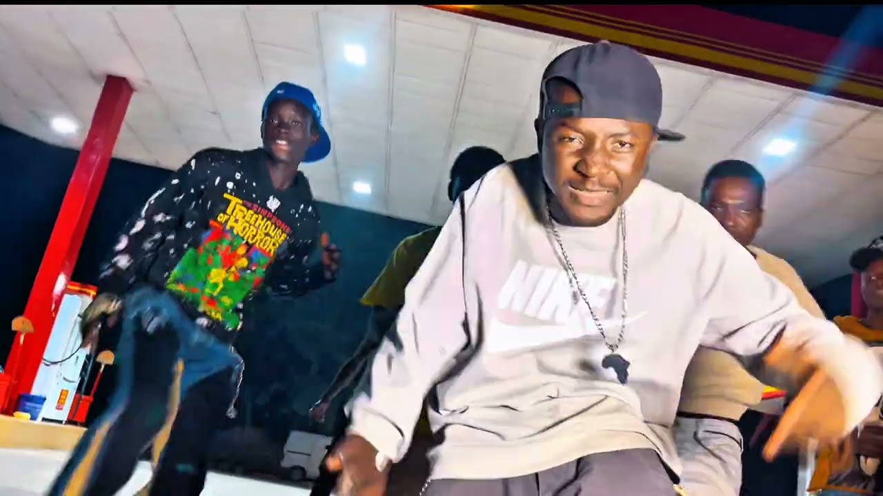 KARA MAFIA FT @ghiselelass - MASSENG ( CLIP OFFICIEL)