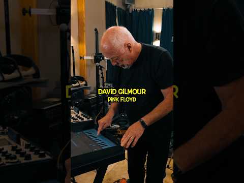 David Gilmour demonstrates  “On The Run” #guitar #davidgilmour #pinkfloyd #shorts ?