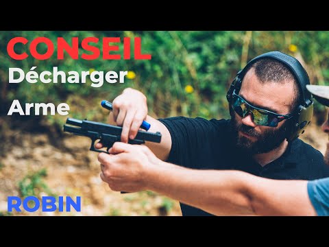 How To Unload A Handgun Comment Décharger Une Arme By Robin Pretorians Luxembourg VF 