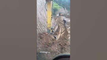 Mountain highway ditch management process- Good tools and machinery make work easy