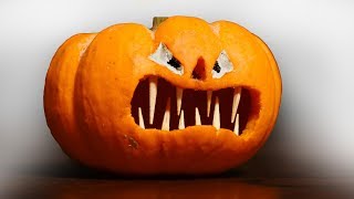 Carving a pumpkin with sharp teeth. fun halloween design. this mini
idea is great addition for your party. more ideas here:http...